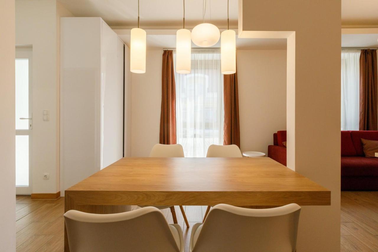 La Bella Centrum Apartmanok Piros/Sarga Hévíz المظهر الخارجي الصورة