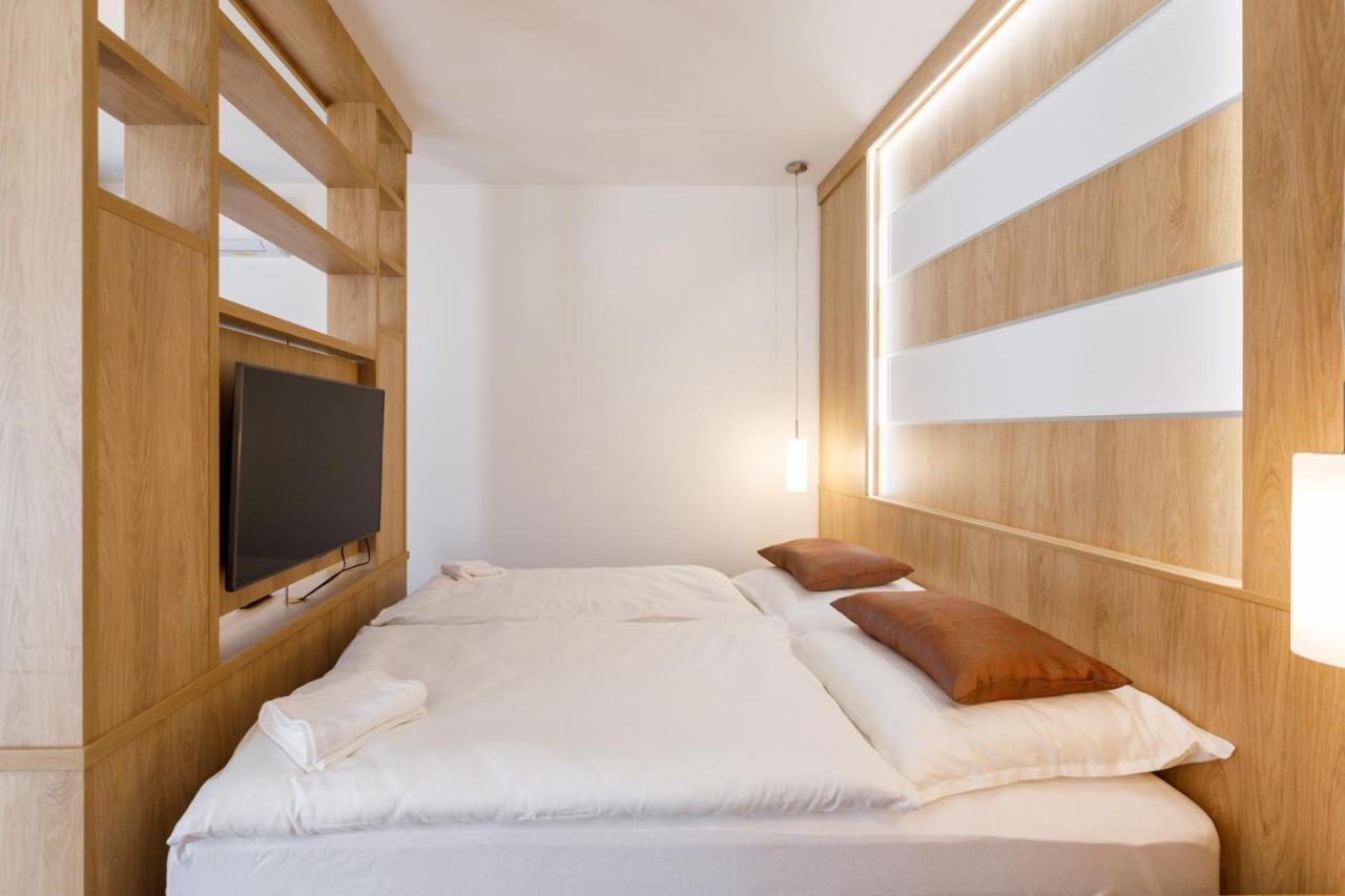 La Bella Centrum Apartmanok Piros/Sarga Hévíz المظهر الخارجي الصورة