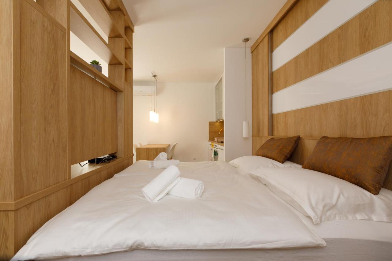 La Bella Centrum Apartmanok Piros/Sarga Hévíz المظهر الخارجي الصورة