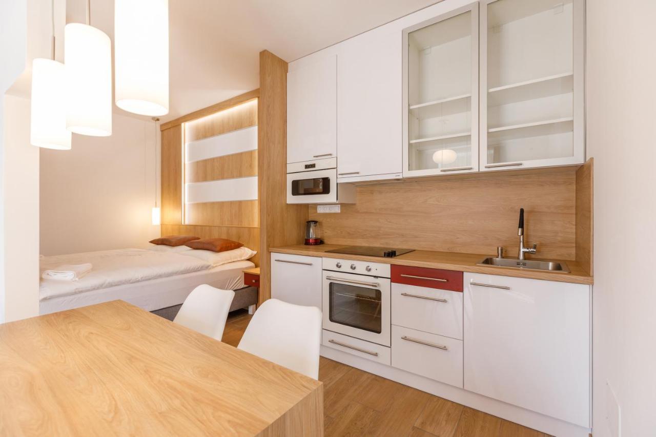 La Bella Centrum Apartmanok Piros/Sarga Hévíz المظهر الخارجي الصورة